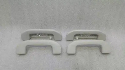 Mercedes E Class W213 Door Inner Handle Set A0009061406 Retainer Handle Set LED