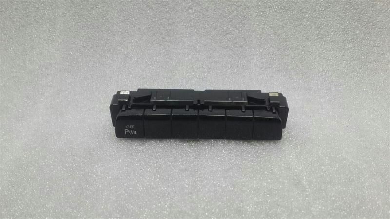 Mercedes E Class W213 Switch A2179051300 Switch PDC