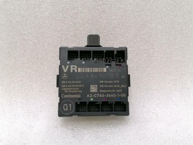 Mercedes A Class W176 Front Right Door Module A1669005811 Door Control Unit Right