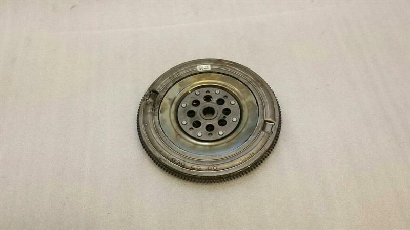 MERCEDES C CLASS W205 FLYWHEEL A2740300000 STARTER RING SPROCKET M274