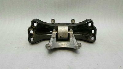 Mercedes C Class W205 Gearbox Mount A2112420340 Gearbox Mount M274