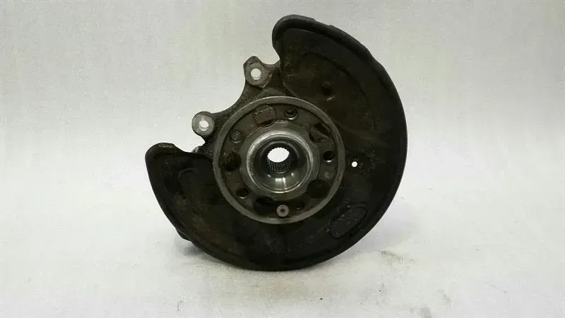 Mercedes C Class W205 Right Rear Hub A2053500241 Wheel Bearing Housing Rear Right