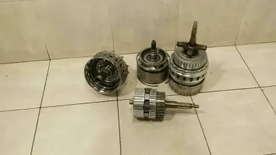 Mercedes C Class W205 Hybrid Gearbox A2212701643 Transmission Set