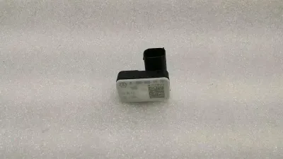 Mercedes C Class W205 Crash Sensor A0009057600 Impact Sensor SRS