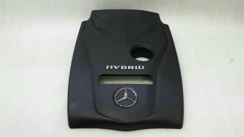 Mercedes C Class W205 Engine Cover A2740160900 Engine Cover