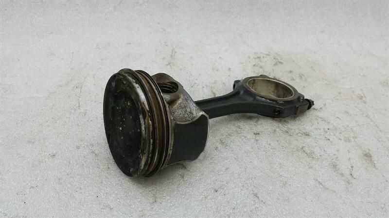 MERCEDES C CLASS W205 M274 ENGINE PISTON A2740301517 ENGINE PISTON