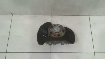 Mercedes SLC R172 MOPF Left Front Hub A2043320101 Wheel Bearing Housing Front Left