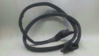 Mercedes SLC R172 MOPF Boat Lid Seal A1727500800 Tailgate Seals