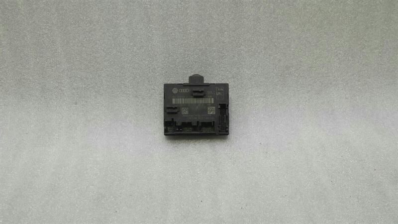 Audi A1 8X right door module 8X0959792D door control unit right
