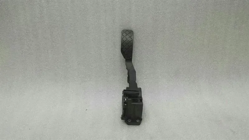 Audi A1 8X RHD gas pedal (electrical) 6Q2723503H right hand drive