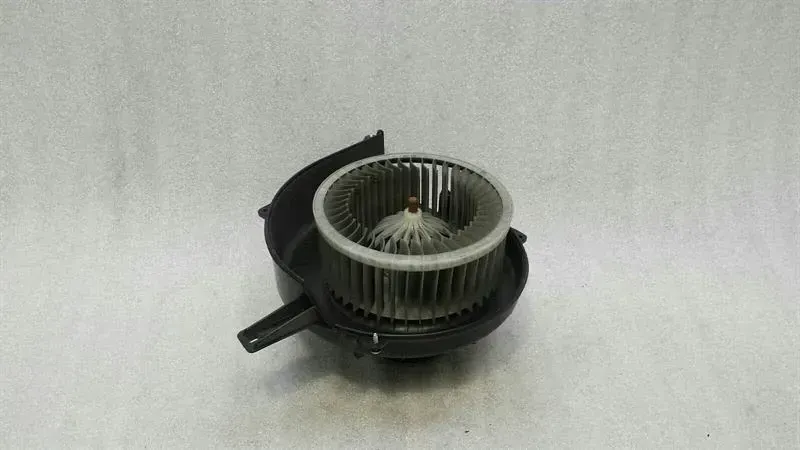 Audi A1 8X RHD Heater Blower 6Q2819015J Right Handlebar