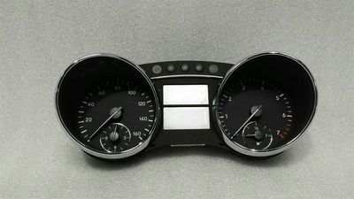 Mercedes R Class W251 Instrument Cluster A2515403448 Speedometer M272 V6 MPH