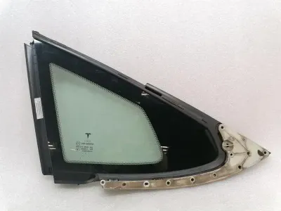 Tesla Model S 75 Left Rear Quarter Glass 1051820-99-A Door Panel 1/4 Rear Left