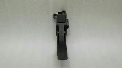 Mercedes R Class W251 W164 X164 Gas Pedal (Electrical) A1643000004 Accelerator Pedal