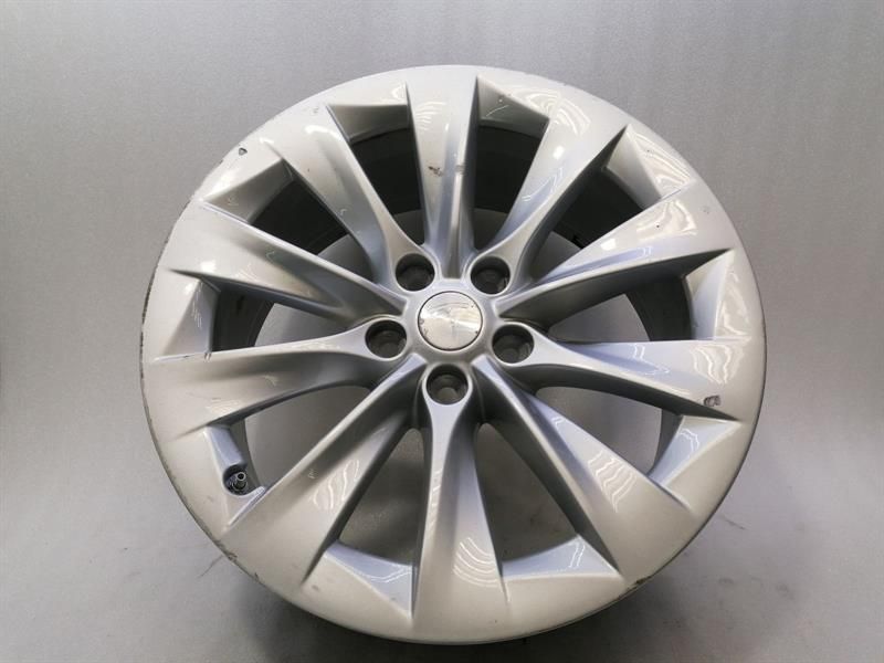 Tesla Model S 75 Alloy Wheel 1059337-00-A 19X 8J ET40 Alloy Wheel