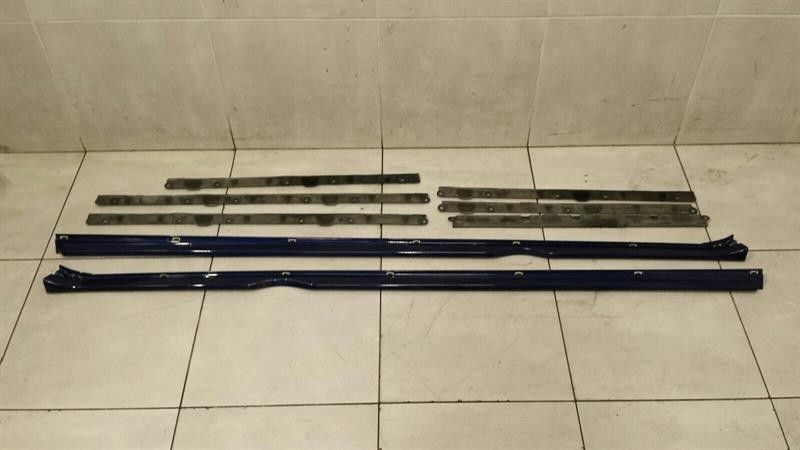Tesla Model S 75 Door Sill Set 1012217-00-G Door Sill Set