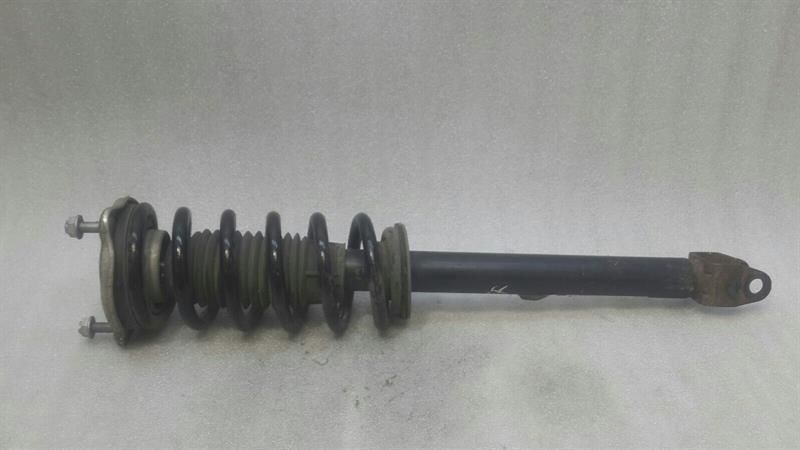Mercedes C Class W205 Shock Absorber Front A2053202330 Shock Absorber Front C200.