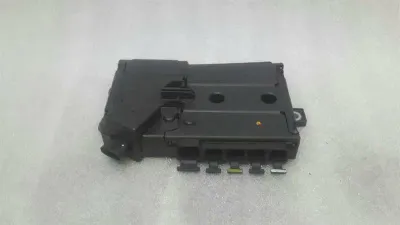Mercedes C Class W205 C205 Fuse Box A2055402850 Fuse Box