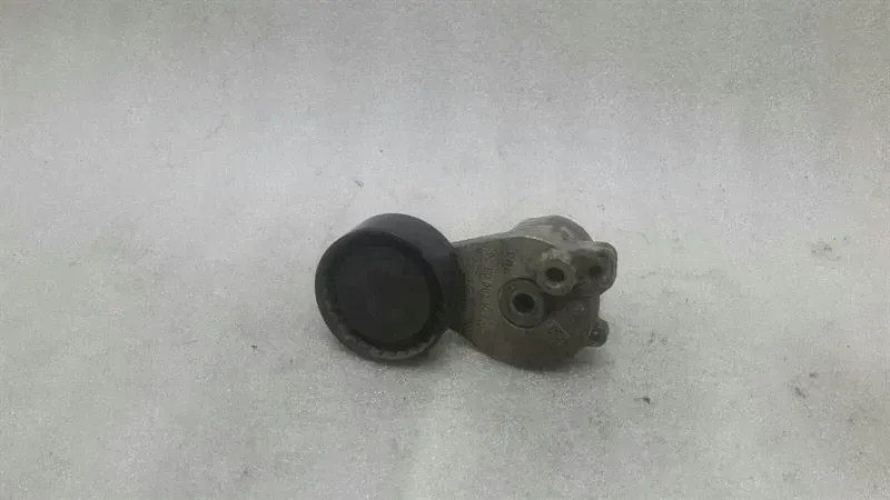 Mercedes C Class W205 Belt Tensioner A2742000870 Tensioner Pulley M274
