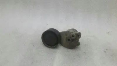 Mercedes C Class W205 Belt Tensioner A2742000870 Tensioner Pulley M274