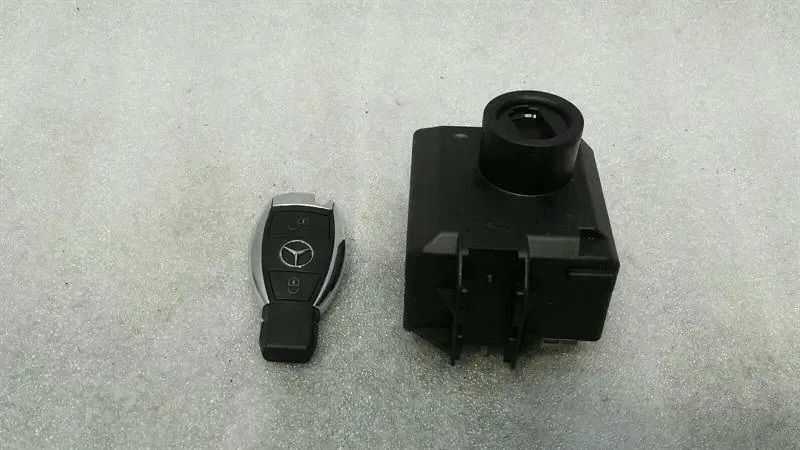 Mercedes A45 AMG W176 Ignition Lock A2469054702 EZS Control Unit Key Key