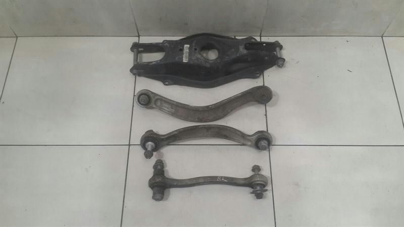 Mercedes W205 RLH Wishbone Set A2053506603 Rear Left Wishbone Set C200