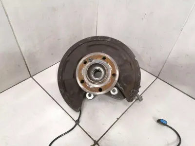 Mercedes CLA W117 C117 Right Rear Hub A1763500600 Wheel Bearing Housing Rear Right