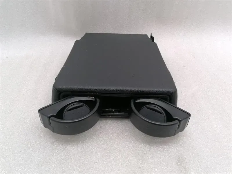 MERCEDES GLA X156 REAR REAR ARMREST A2469700430 ARMREST CUPHOLDER