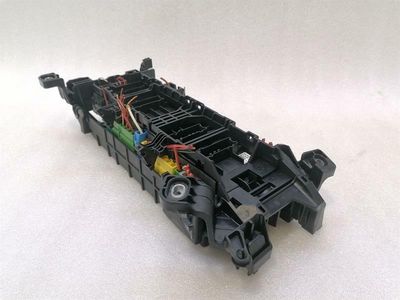 Mercedes CLA W117 C117 Fuse Box A2465400140 Fuse Box
