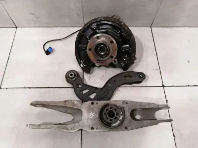 Mercedes A Class W176 A45 AMG RRH Hub A1763500600 Wheel Bearing Housing Rear Right