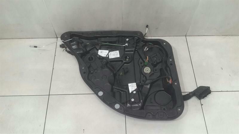 Mercedes E W213 Left Rear Door Winder A2137306705 Window Regulator Rear Left
