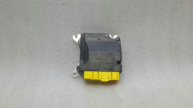 Mercedes E Class W213 Safety Module ECU A2139007105 Air Control Unit SRS.