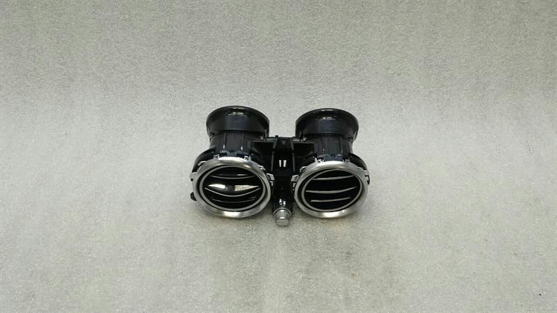 Mercedes E W213 right air vent A2138307800 ventilation nozzle ventilation grille right
