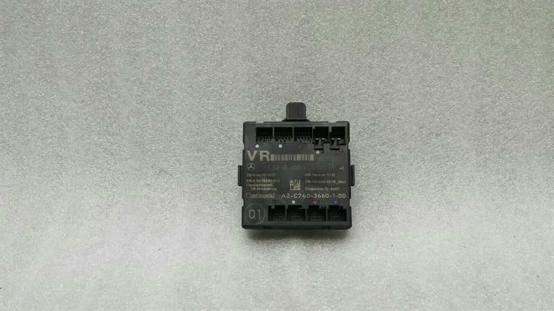 Mercedes A Class W176 Front Right Door Module A1669005811 Door Control Unit Right