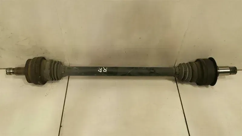 Mercedes SLK R172 Drive Shaft Rear Right A1723500010 Rear Right Drive Shaft