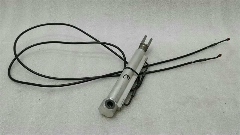 Mercedes SLK R172 Roof Drive Hydraulic Cylinder A1728000072 Hydraulic Cylinder Re