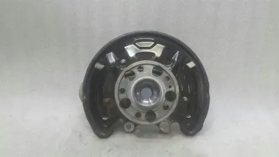 Mercedes C Class W205 Left Rear Hub A2053500141 Wheel Bearing Housing Rear Left