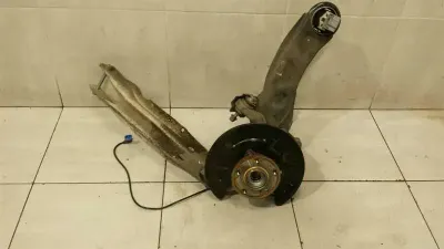 Mercedes GLA X156 Left Rear Hub A2463503241 Wheel Bearing Housing Rear Left 4 MATIC