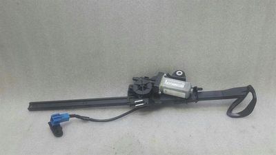 Mercedes C Class W205 Left Seatbelt Feeder A2058600357 Seat Belt Retainer Front Left