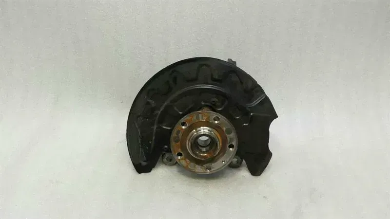Audi A3 8V Facelift Left Front Hub 5Q0615311G Wheel Bearing Housing Front Left