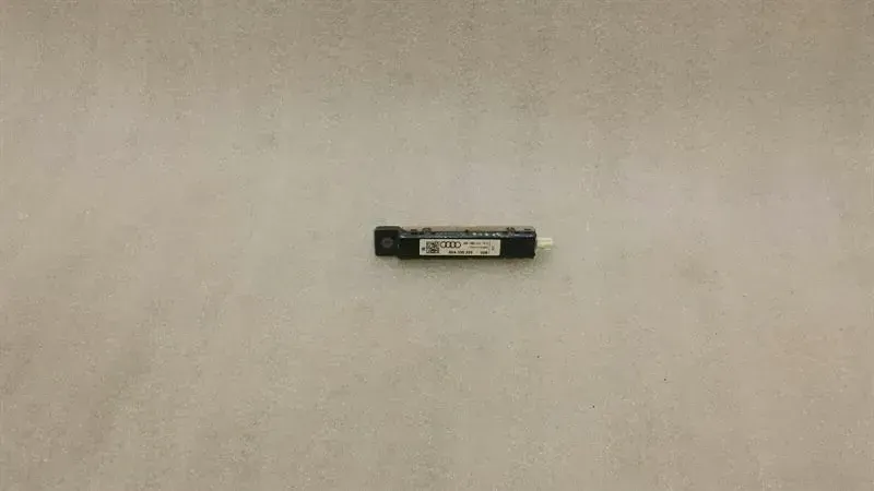 AUDI A3 8V FACELIFT AERIAL / ANTENNA 8V4035225 AERIAL