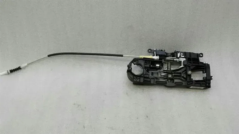 BMW 5 Series F10 528i RHD FLH Door Handle Carrier 7175649 Right Hand Drive