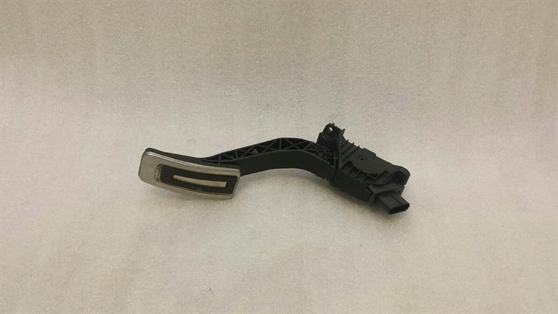 AUDI A3 8V FACELIFT RHD gas pedal (electrical) 5Q2723503D right hand drive