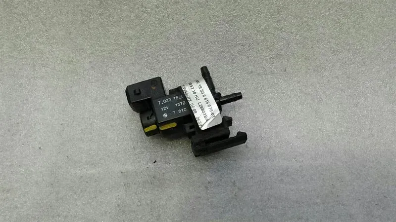 BMW 5 Series F10 528i Vacuum Valve 7810831 Vacuum Valve N20B20A