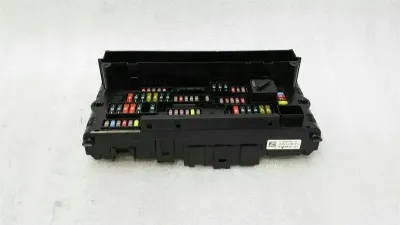 BMW 5 Series F10 528i Fuse Box 9252815 Fuse Box