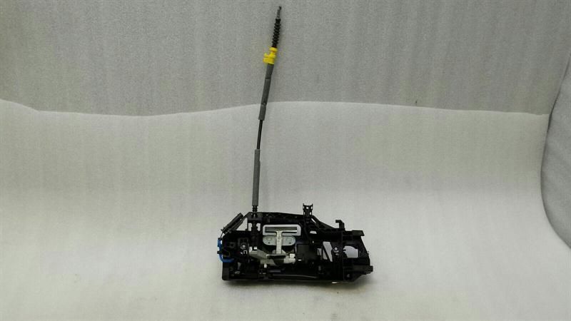 Porsche Boxster 718 left handle carrier 982837885C door handle carrier left