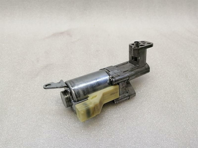 Mercedes A Class W177 A35 AMG Gearbox Oil Pump A2463700700 Oil Pump Oil Supplementary Pump
