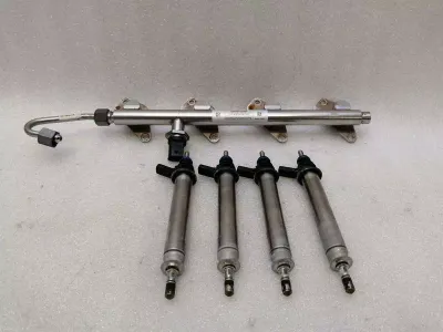 Mercedes A Class W177 A35 AMG Fuel Rail A2600700900 Injection Strip Distributor