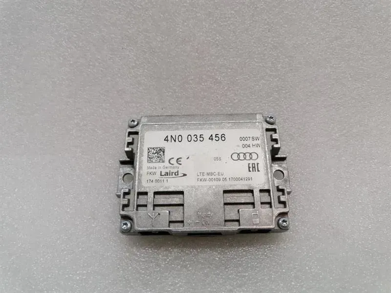 Porsche Cayman 718 Antenna Amplifier 4N0035456 Control Unit Signal Amplifier