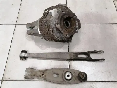 Porsche Boxster 718 Left Rear Hub 982505435A Wheel Bearing Housing Rear Left